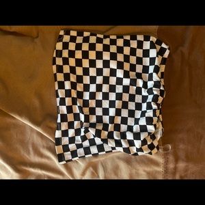 Rue 21 black and white checkered crop top